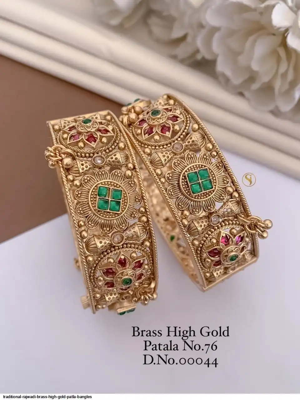 TRADITIONAL RAJWADI BRASS HIGH GOLD PATLA BANGLES E