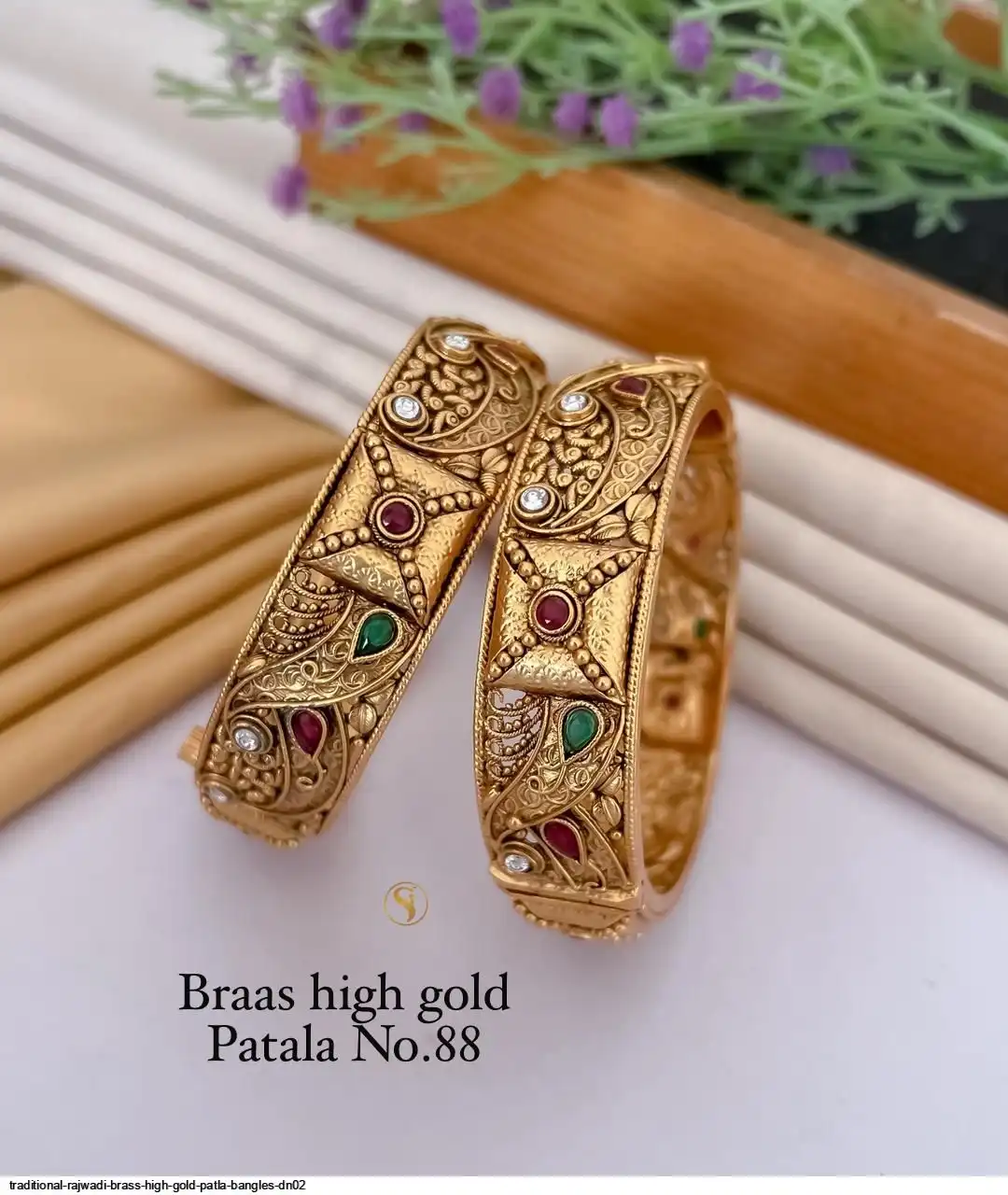 TRADITIONAL RAJWADI BRASS HIGH GOLD PATLA BANGLES DN02 F