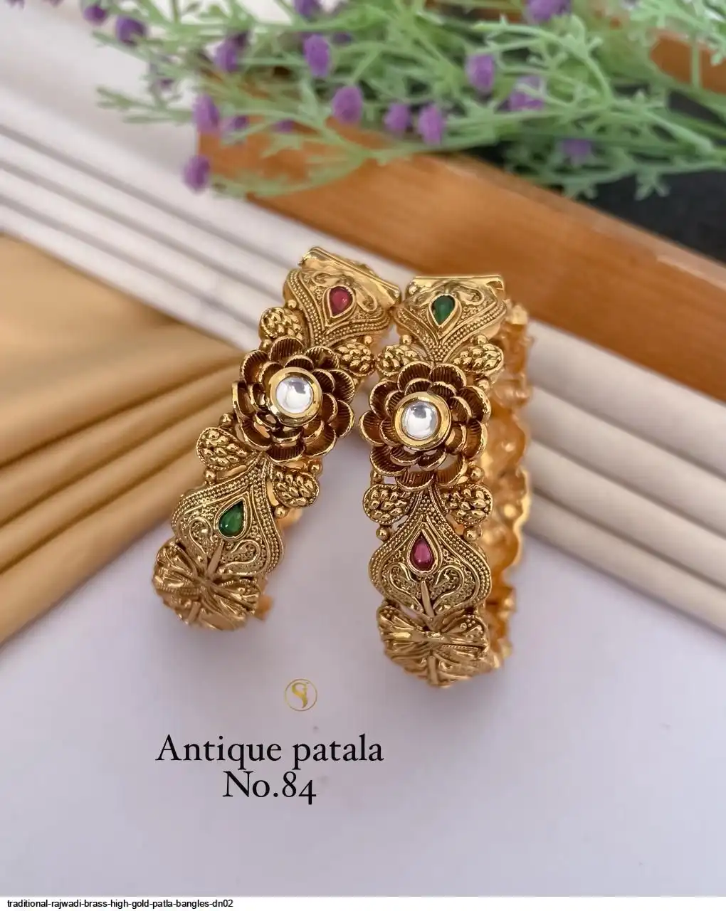 TRADITIONAL RAJWADI BRASS HIGH GOLD PATLA BANGLES DN02 D