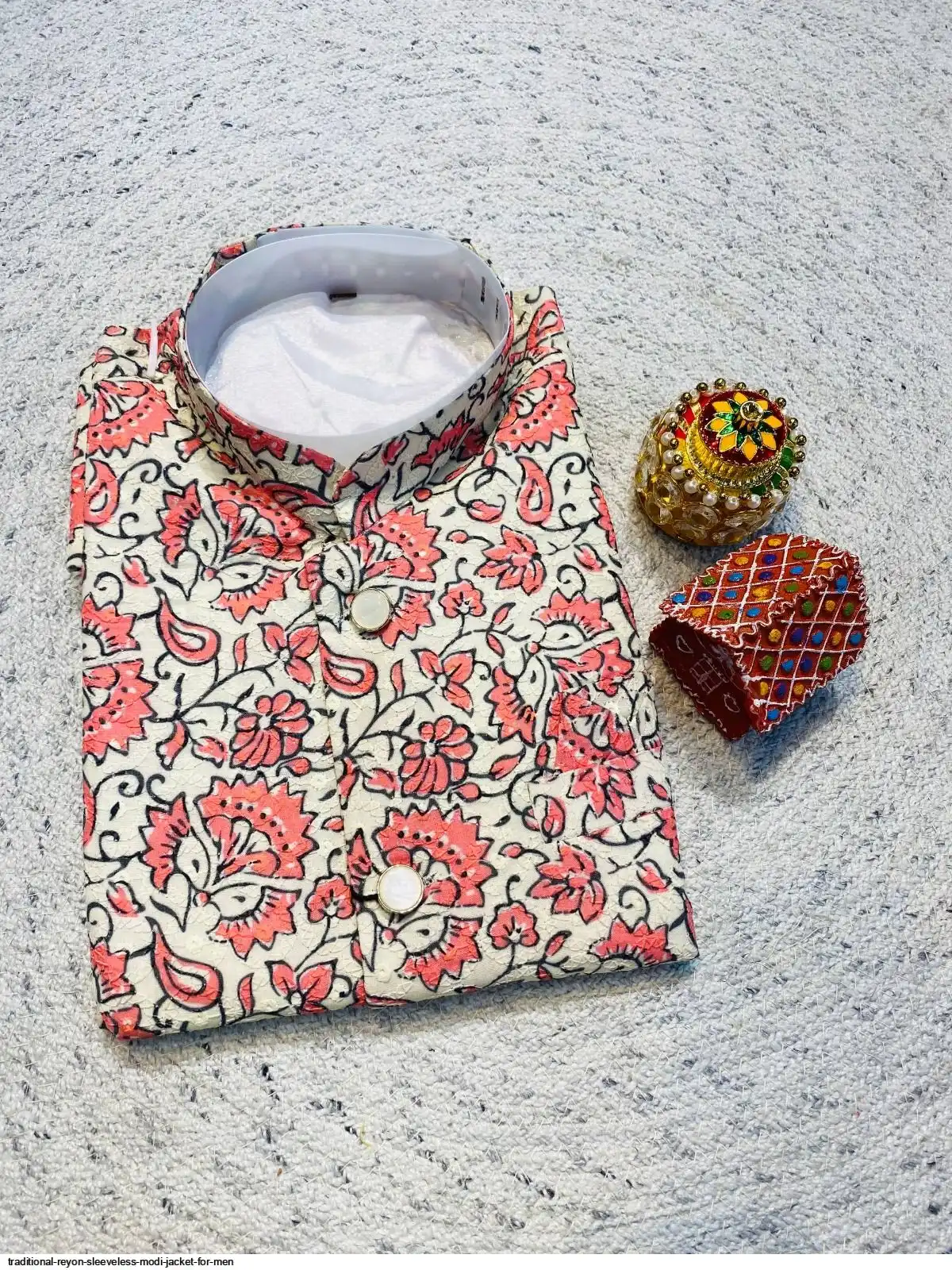 TRADITIONAL REYON SLEEVELESS MODI JACKET FOR MEN C