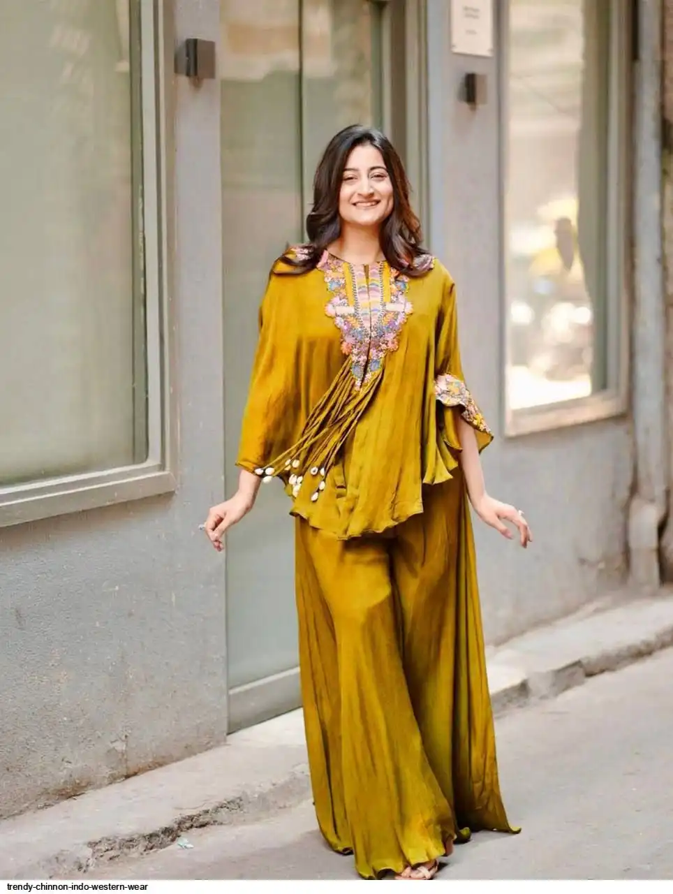 TRENDY CHINNON INDO WESTERN WEAR D