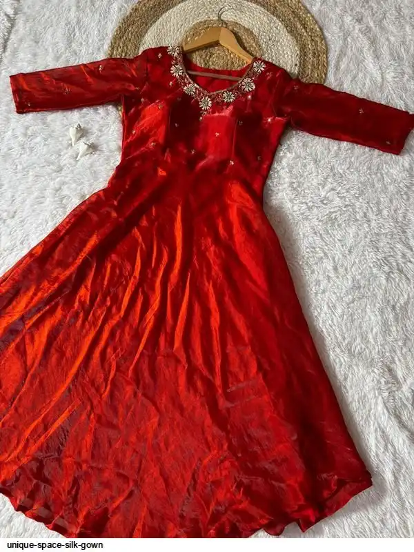 UNIQUE SPACE SILK GOWN 4