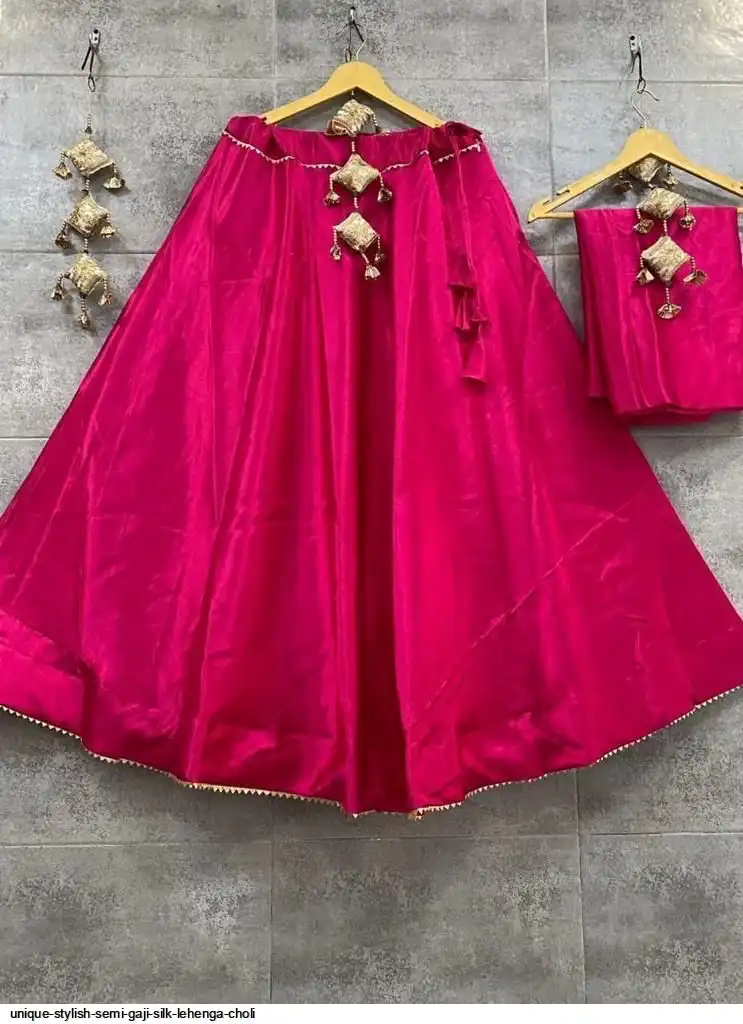 UNIQUE STYLISH SEMI GAJI SILK LEHENGA CHOLI 1