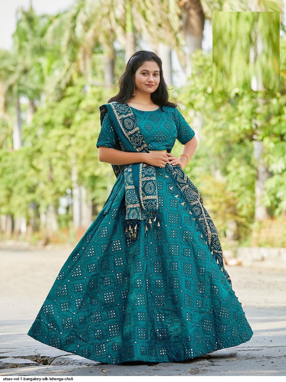 Buy Heaven Villa Fashion WOMEN'S Bangalore Silk Ethnic Wear Semi Stitched Lehenga  Choli (DESIGNER_NEWLEHENGACHOLI_ER10632 Blue Free Size) at Amazon.in