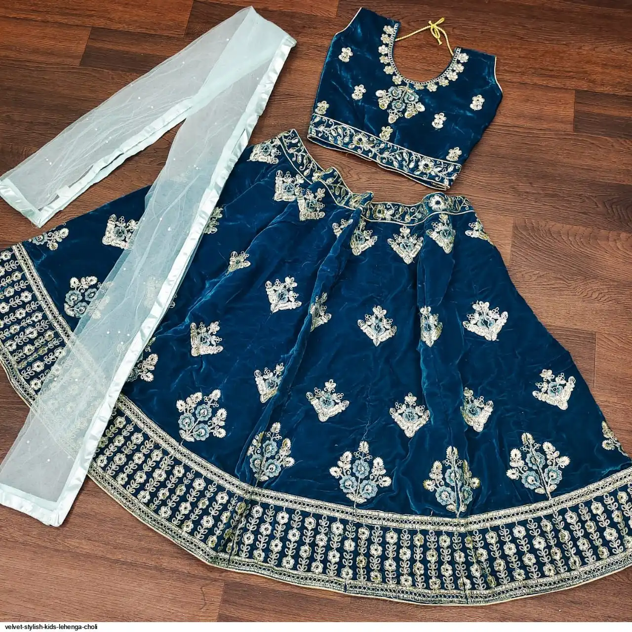 VELVET STYLISH KIDS LEHENGA CHOLI 3
