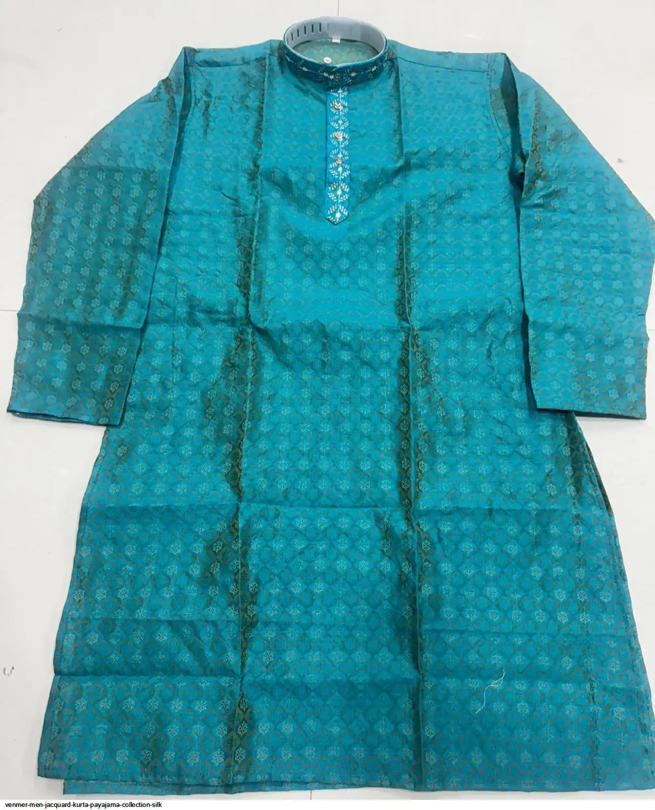 VENMER MEN JACQUARD KURTA PAYAJAMA COLLECTION SILK D