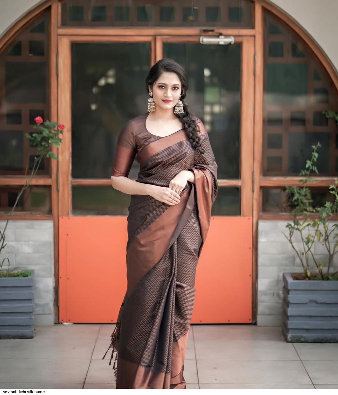 VEV SOFT LICHI SILK SAREE