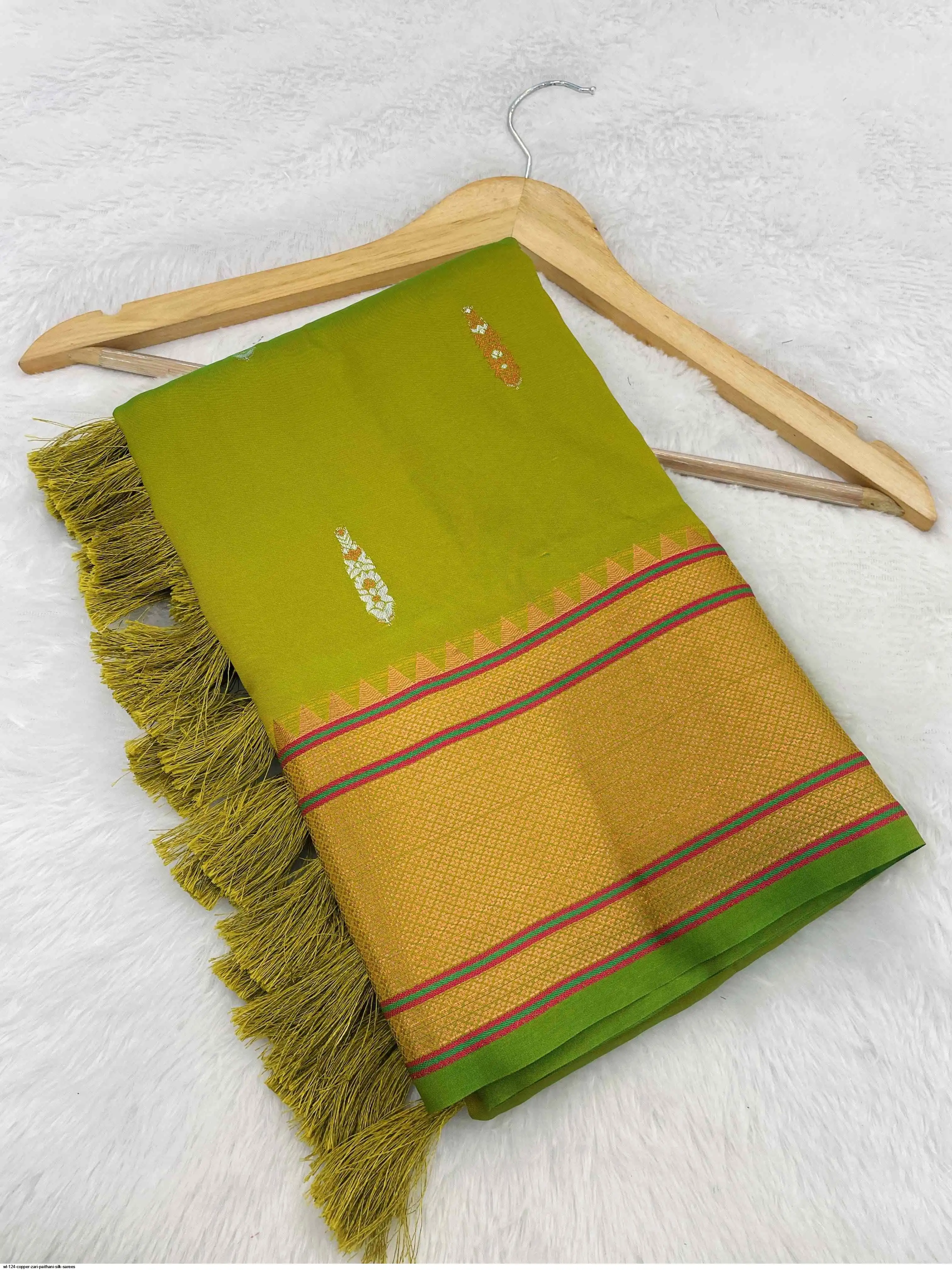 WL 124 COPPER ZARI PAITHANI SILK SAREES B