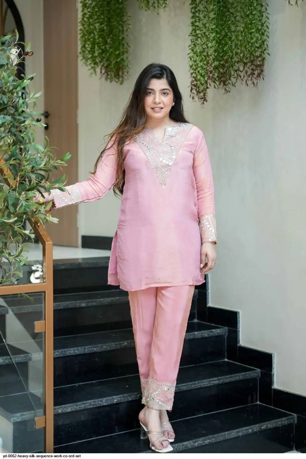 YD 0062 HEAVY SILK SEQUENCE WORK CO ORD SET A