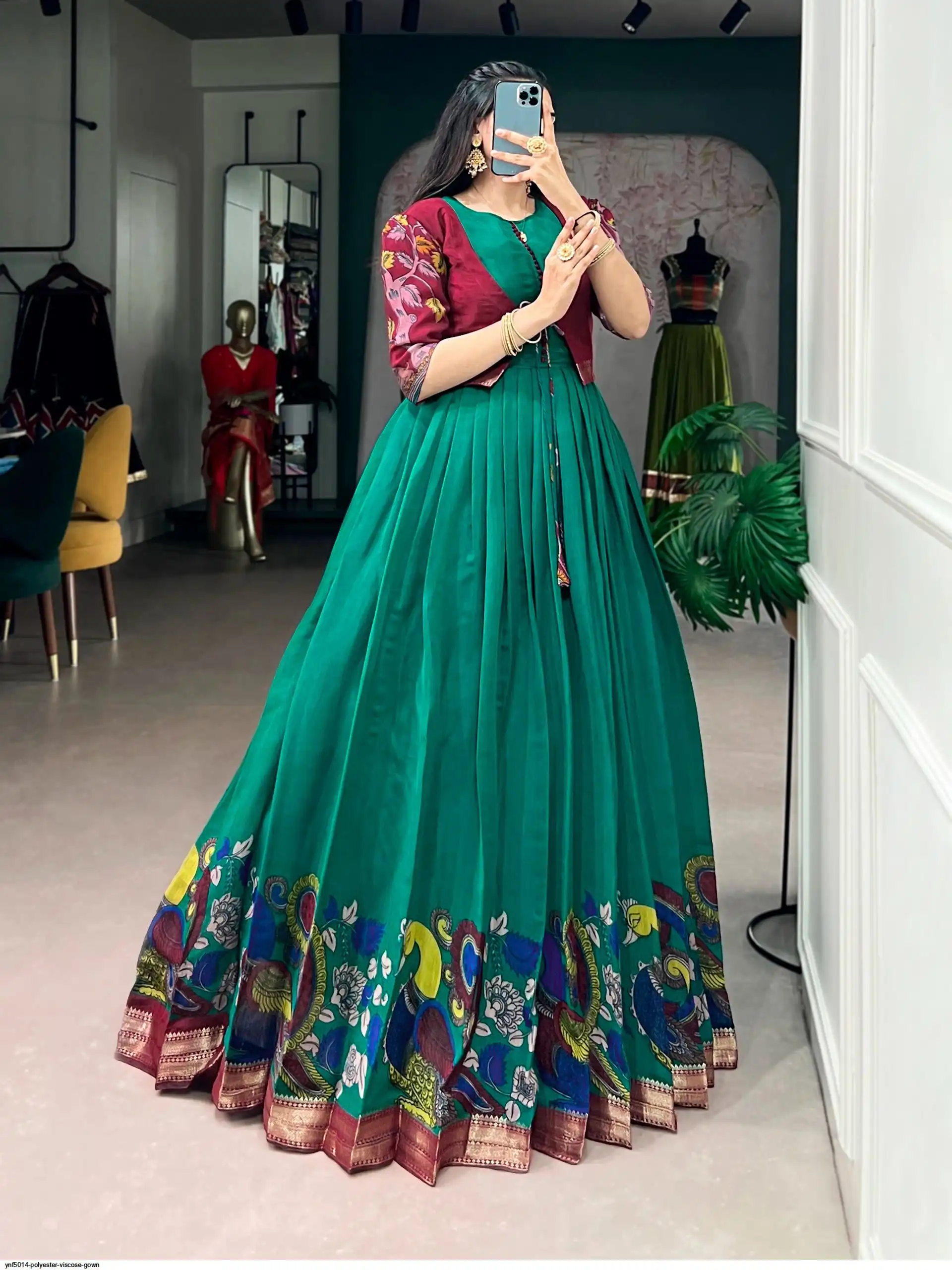 YNF5014 POLYESTER VISCOSE GOWN 3